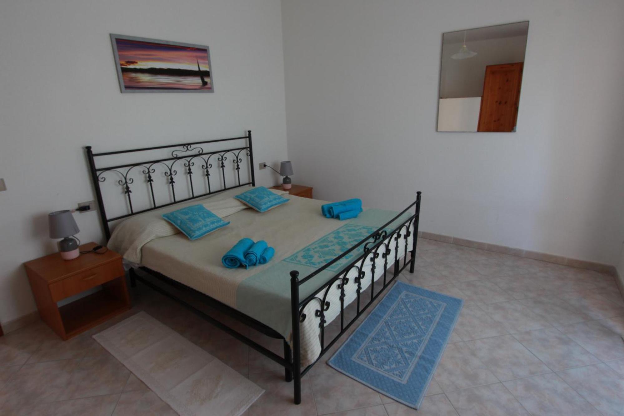 Residence La Funtana Сан-Теодоро Экстерьер фото