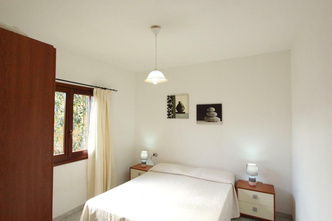 Residence La Funtana Сан-Теодоро Экстерьер фото